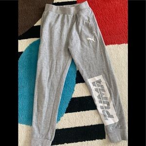Puma boy sweatpants size S 8 Gray Color